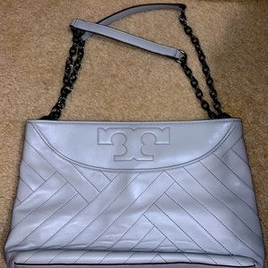 TORY BURCH 100% AUTHENTIC GRAY BAG WITH GUN METAL HARDWARE! 👜💁‍♀️🌟💫💖